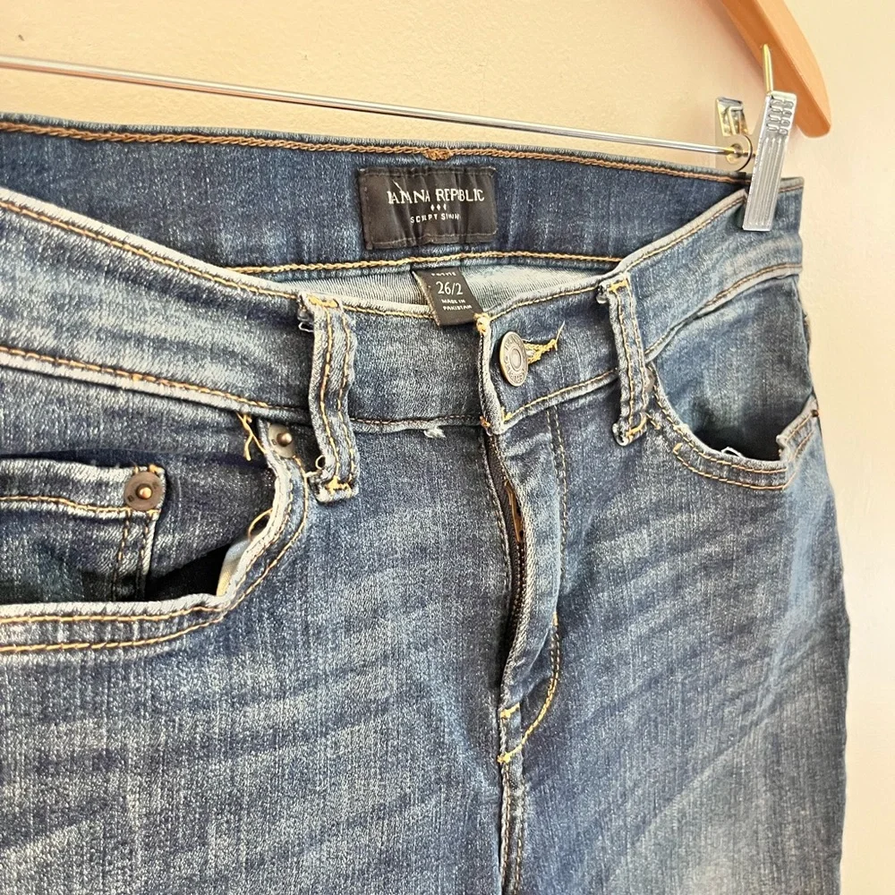 Low Rise Skinny Jean - Picture 4 of 4